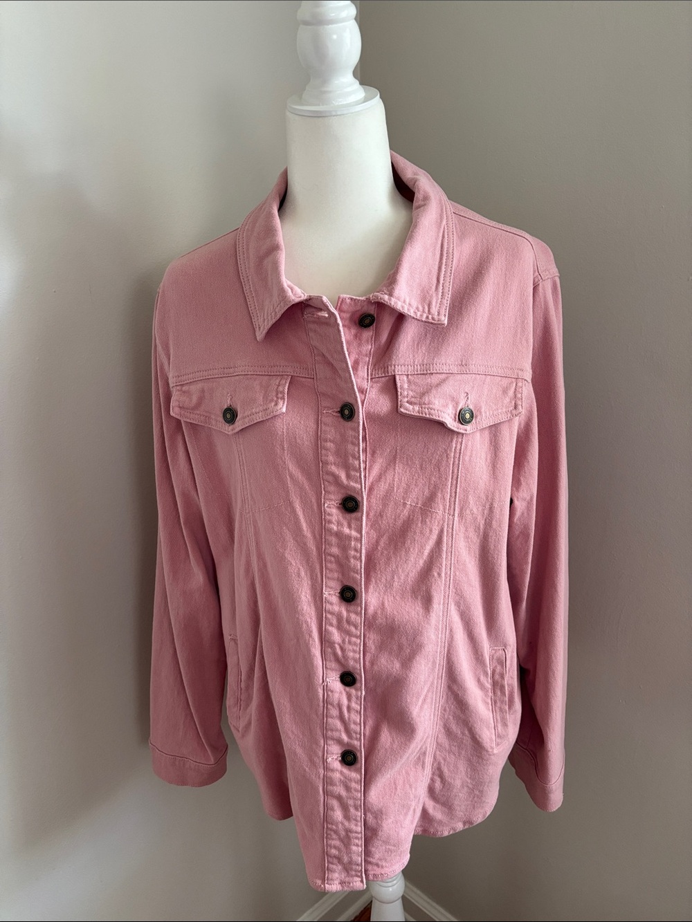 Women's Dusty Pink Button-Front Jean Jacket